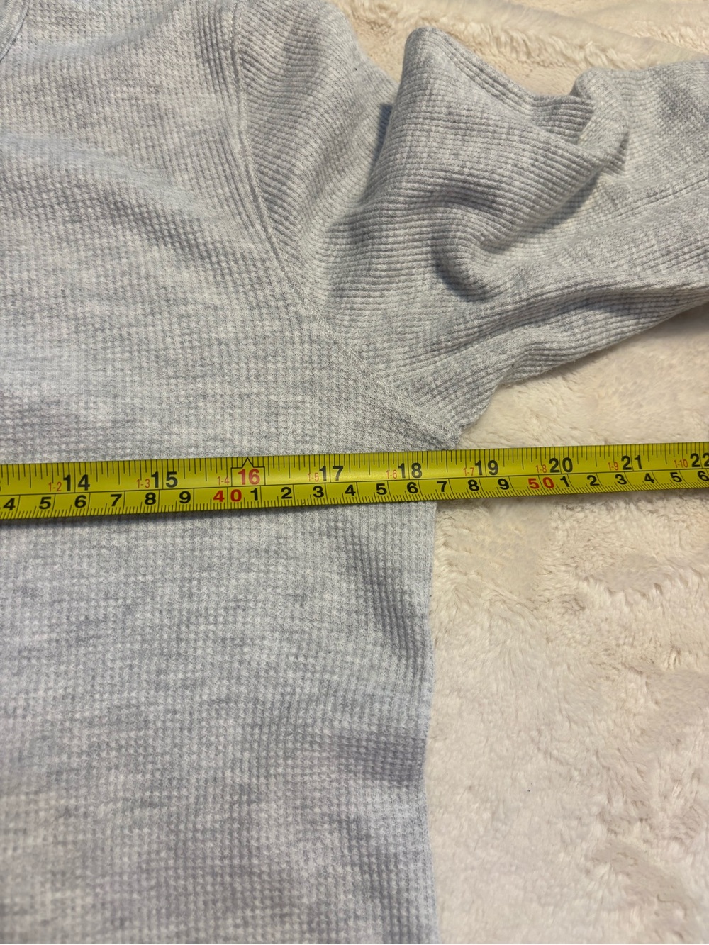 🇺🇸 GAP Thermal Top Lg Heather Light Gray Waffle Knit Long Sleeve Crewneck Cotton - Picture 10 of 12